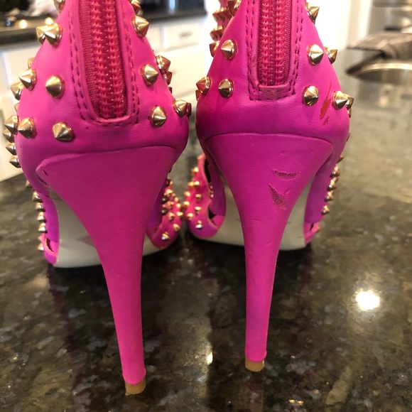 Redkiss Shoes - Picture 4 of 7